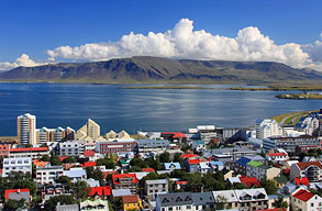 Fly with Icelandair to Reykjavík Fly with Icelandair to Reykjavík