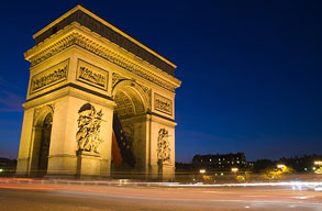 Fly with Ryanair to Paris Fly with Ryanair to Paris