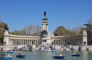 Fly with Iberia Airlines to Madrid Fly with Iberia Airlines to Madrid