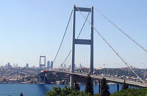 Fly with Turkish Airlines to Istanbul Fly with Turkish Airlines to Istanbul