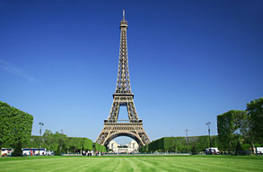 Fly with Tunisair to Paris Fly with Tunisair to Paris