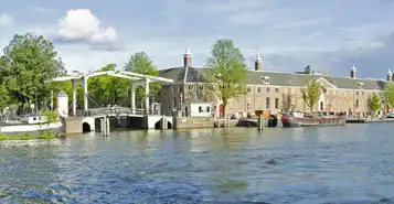 Cheap Car Rentals in Amsterdam, Netherlands