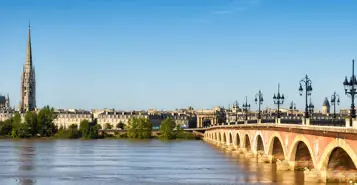 Cheap Car Rentals in Bordeaux, France