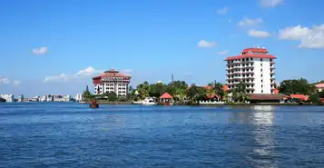 Cheap Car Rentals in Kochi, India