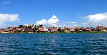 Cheap Car Rentals in Flores, Guatemala