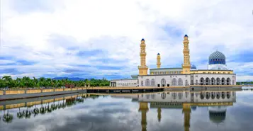 Cheap Car Rentals in Kota Bharu, Malaysia