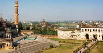 Cheap Car Rentals in Lucknow, India