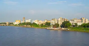 Cheap Car Rentals in Surat, India