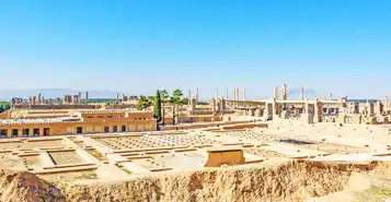 Cheap Car Rentals in Shiraz, Iran