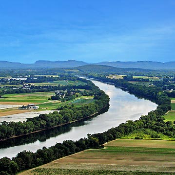 Cheap Flights from California (CA) to Massachusetts (MA)