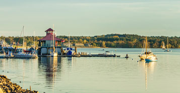 Book Cheap Flights from Burlington (BRL)