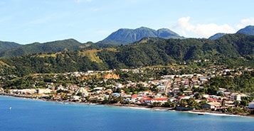 Vuelos baratos a  Dominica Cane Field (DCF)