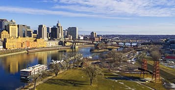 Find Cheap Flights from Dallas to Fairmont (DAL to FRM)