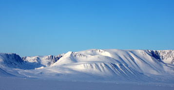 Find Cheap Flights from Philadelphia to Nuuk (PHL to GOH)