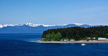 Find Cheap Flights from Edinburgh to Healy Lake (EDI to HKB)