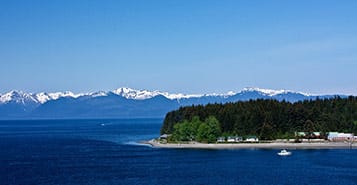 Find Cheap Flights from Dublin to Hoonah (DUB to HNH)