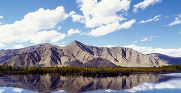 Find Cheap Flights from Madison to Kashi (MSN to KHG)