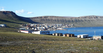Find Cheap Flights from Calgary to Iqaluit (YYC to YFB)
