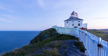 Find Cheap Flights from Edinburgh to Hopedale (EDI to YHO)