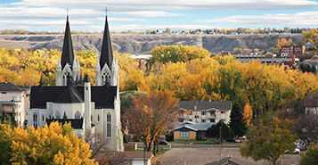 Find Cheap Flights from Vancouver to Medicine Hat (YVR to YXH)